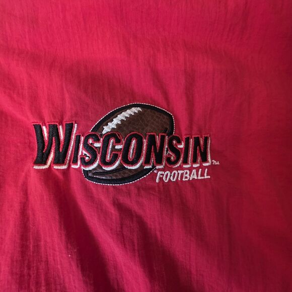 Vintage  NCAA Wisconsin Badgers Mens Large Red Pullover - Picture 3 of 10